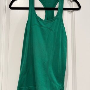 Lululemon Swiftly Tech Racerback Tank Top
*Hip Length